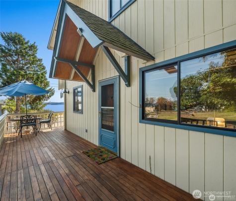 27523 SW Sandy Shores Drive Vashon WA 98070