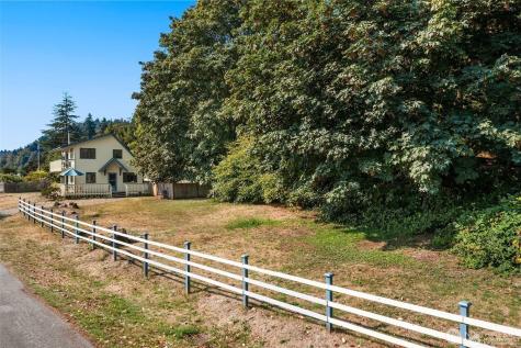 27523 SW Sandy Shores Drive Vashon WA 98070