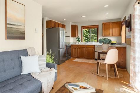 27523 SW Sandy Shores Drive Vashon WA 98070