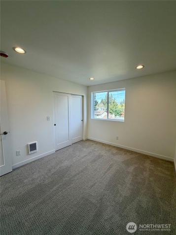 2523 58th Avenue NE Tacoma WA 98422