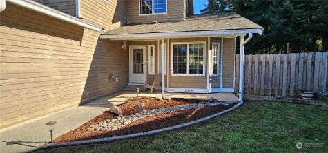 1585 Nw 2nd Avenue Oak Harbor WA 98277