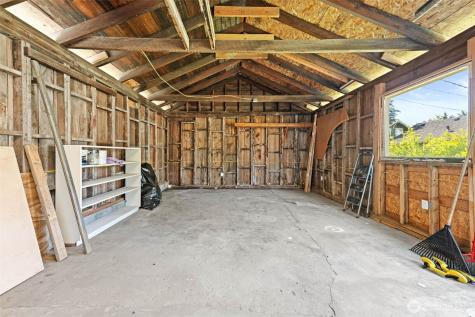 5907 Yakima Avenue Tacoma WA 98408