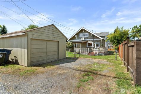 5907 Yakima Avenue Tacoma WA 98408