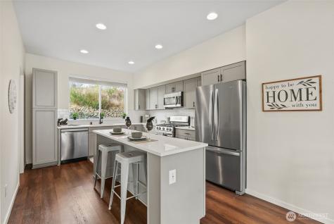 10049 Kings Landing Avenue NW Bremerton WA 98311