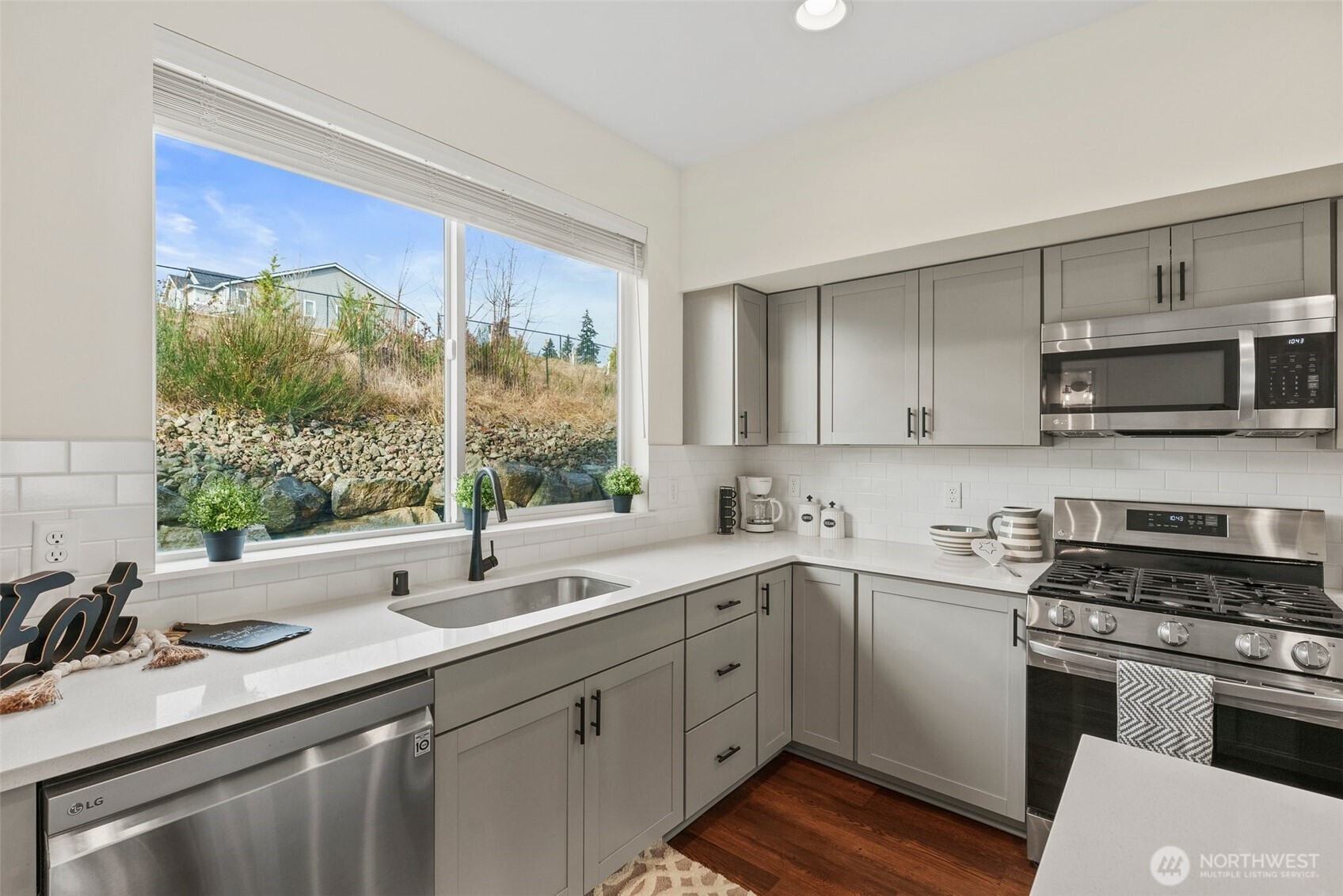 10049 Kings Landing Avenue NW Bremerton WA 98311