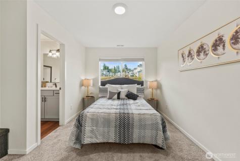10049 Kings Landing Avenue NW Bremerton WA 98311
