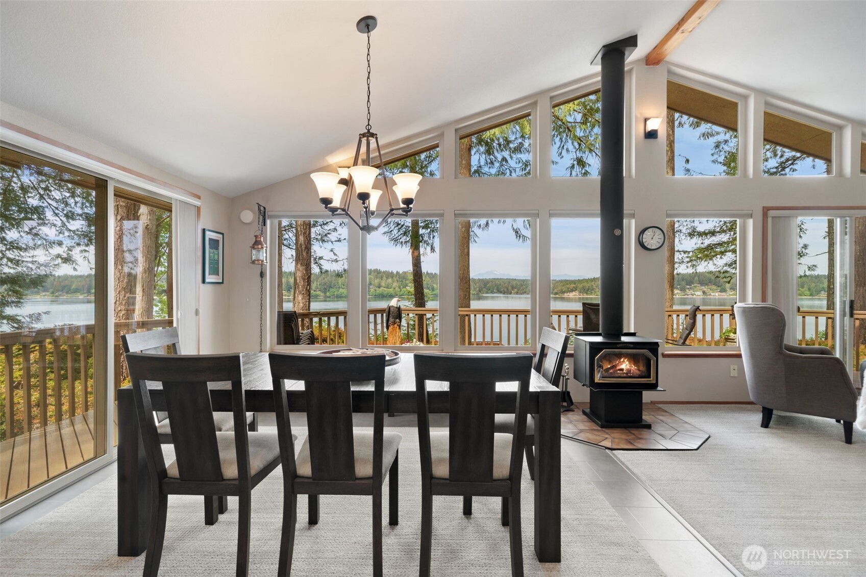 547 E Pointes Drive W Shelton WA 98584