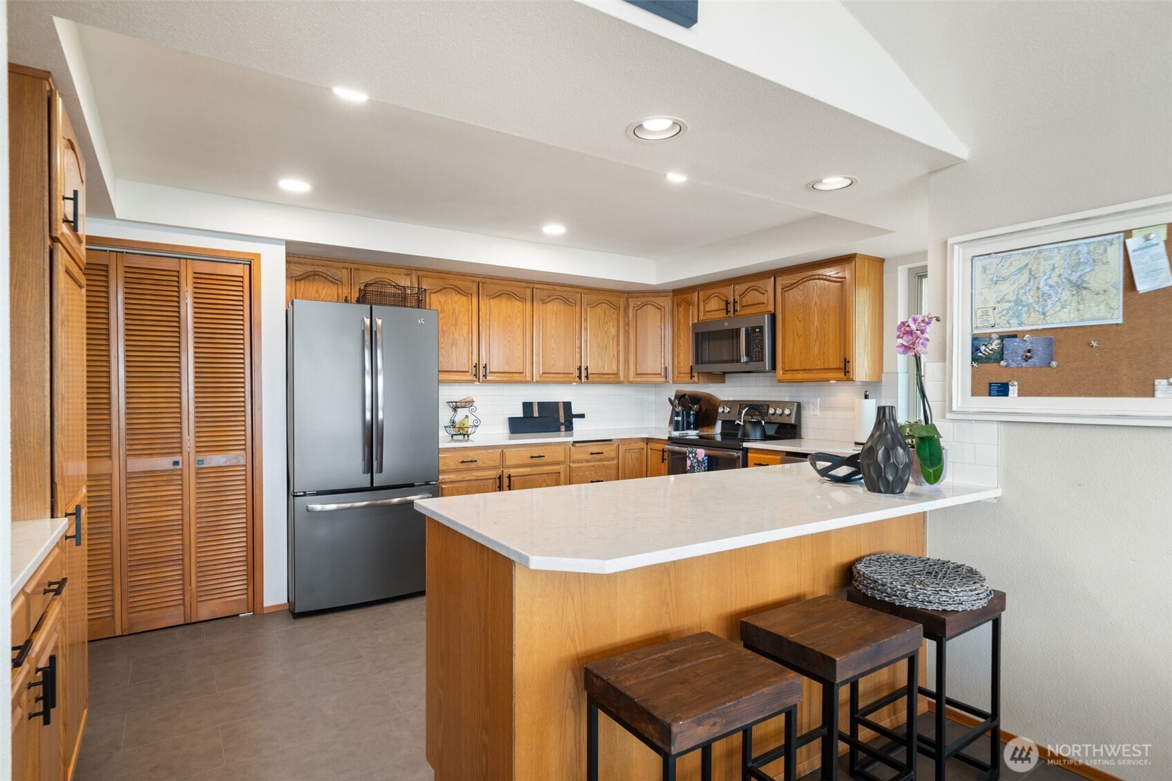 547 E Pointes Drive W Shelton WA 98584