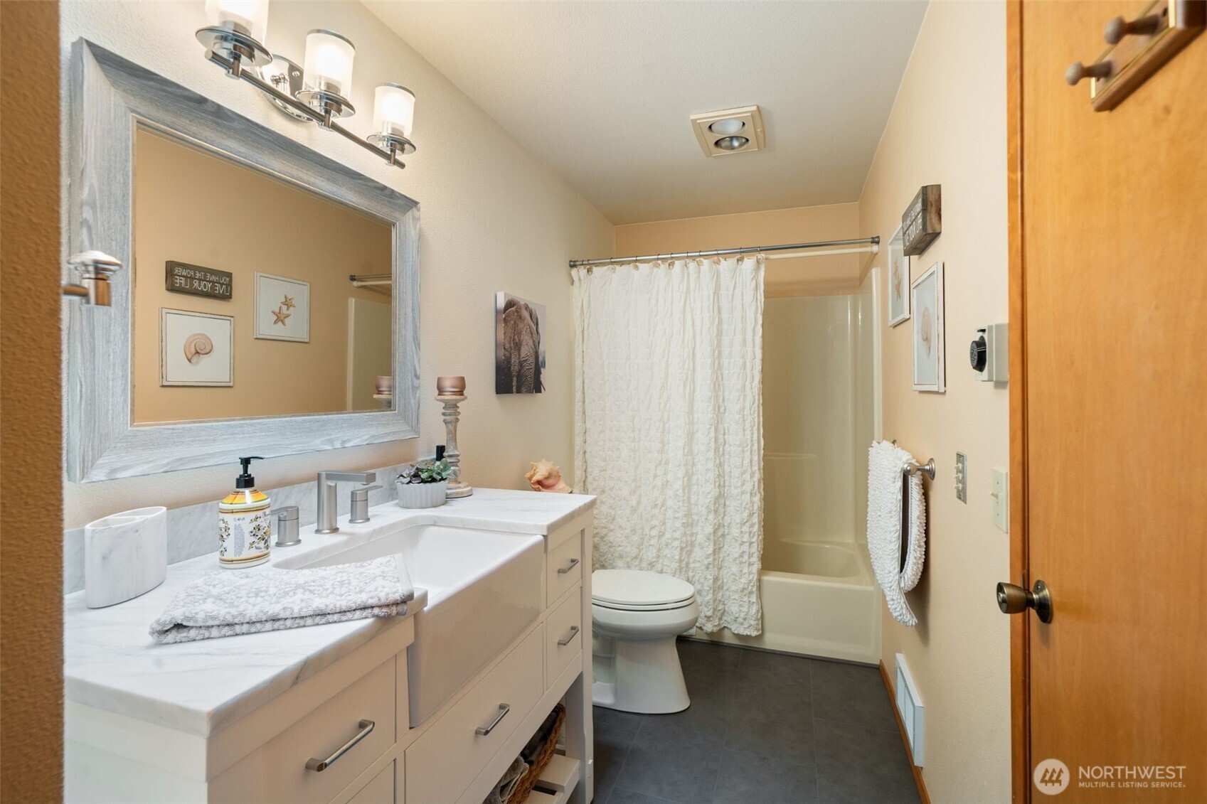 547 E Pointes Drive W Shelton WA 98584