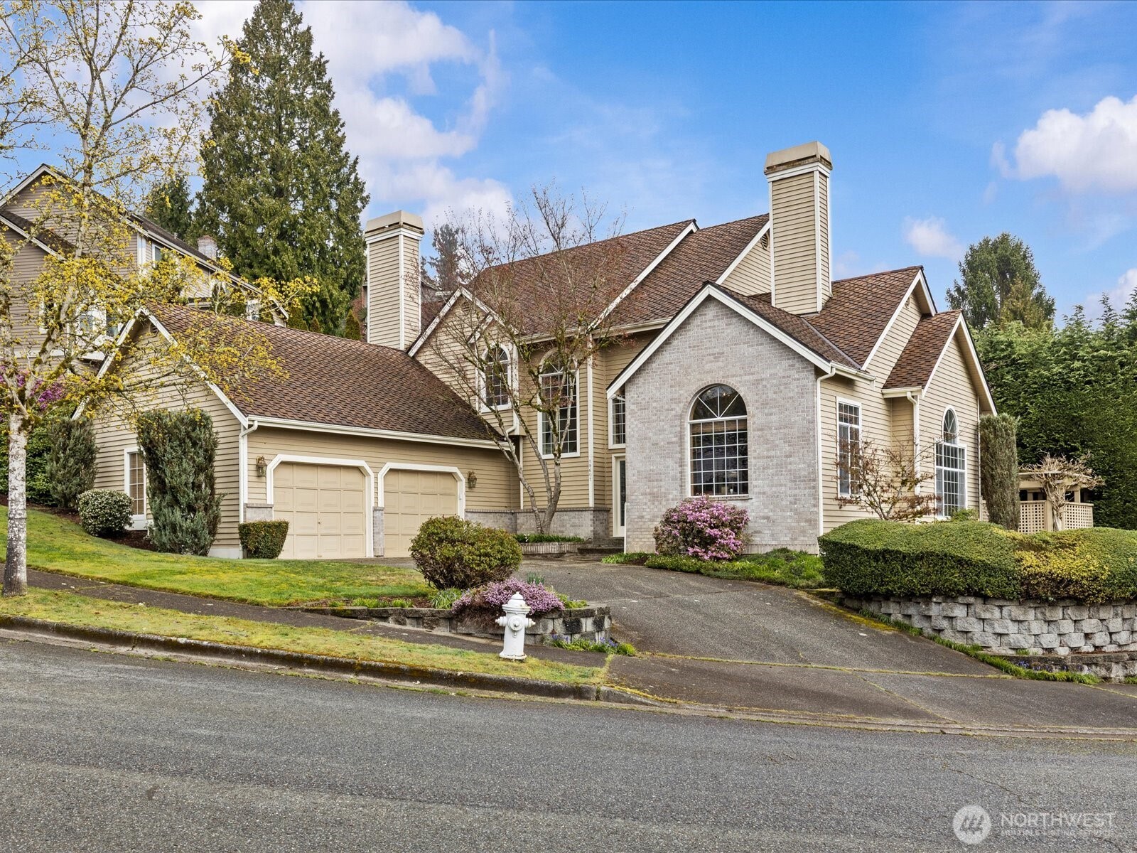 19607 110th Place NE Bothell WA 98011