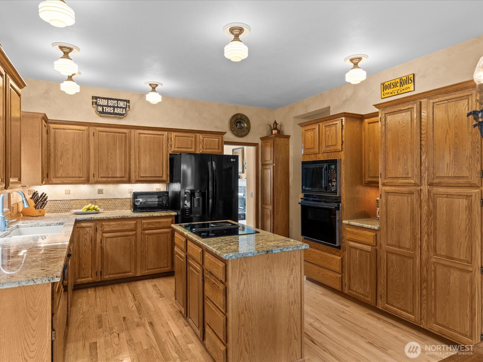19607 110th Place NE Bothell WA 98011