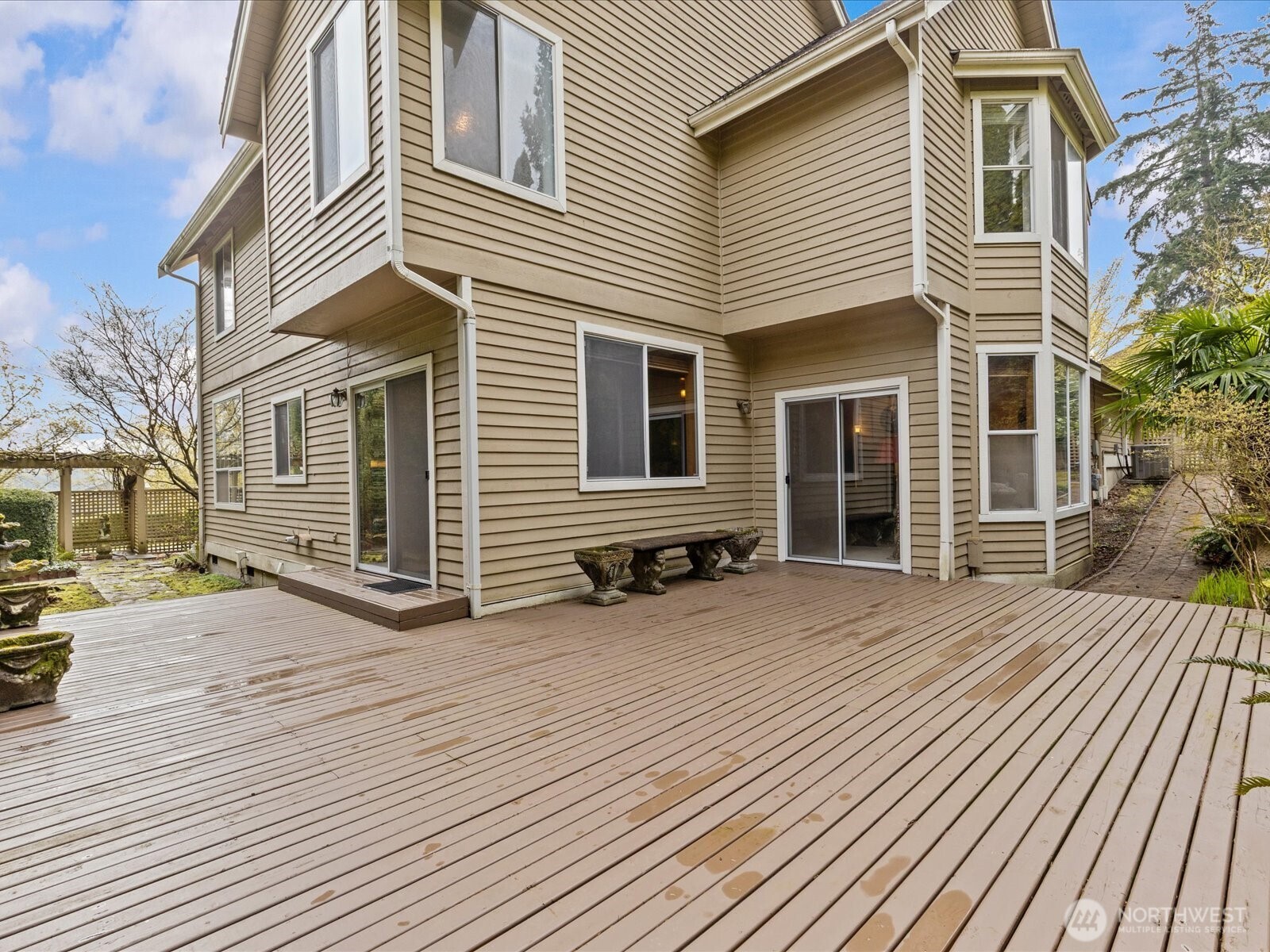 19607 110th Place NE Bothell WA 98011
