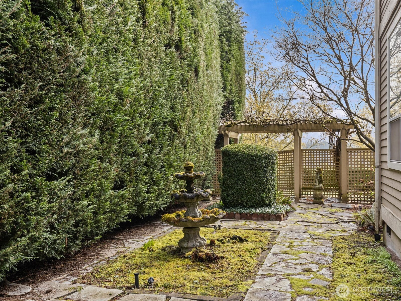 19607 110th Place NE Bothell WA 98011