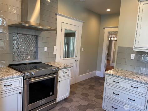 1522 Taylor Avenue N Seattle WA 98109