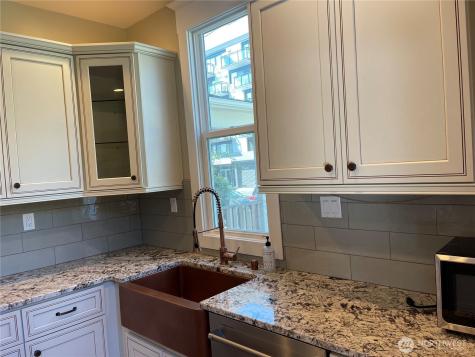 1522 Taylor Avenue N Seattle WA 98109