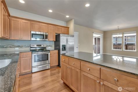 18428 97th Avenue Court E Puyallup WA 98375