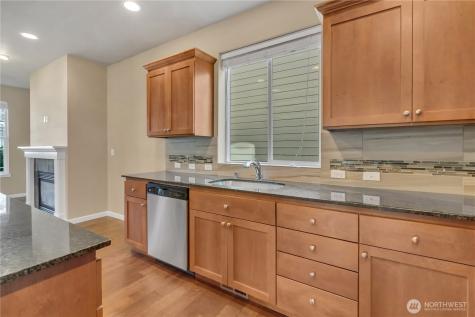 18428 97th Avenue Court E Puyallup WA 98375
