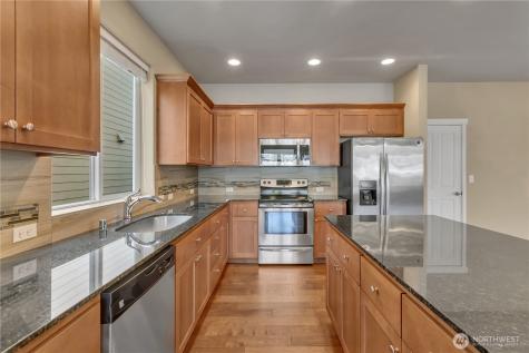 18428 97th Avenue Court E Puyallup WA 98375