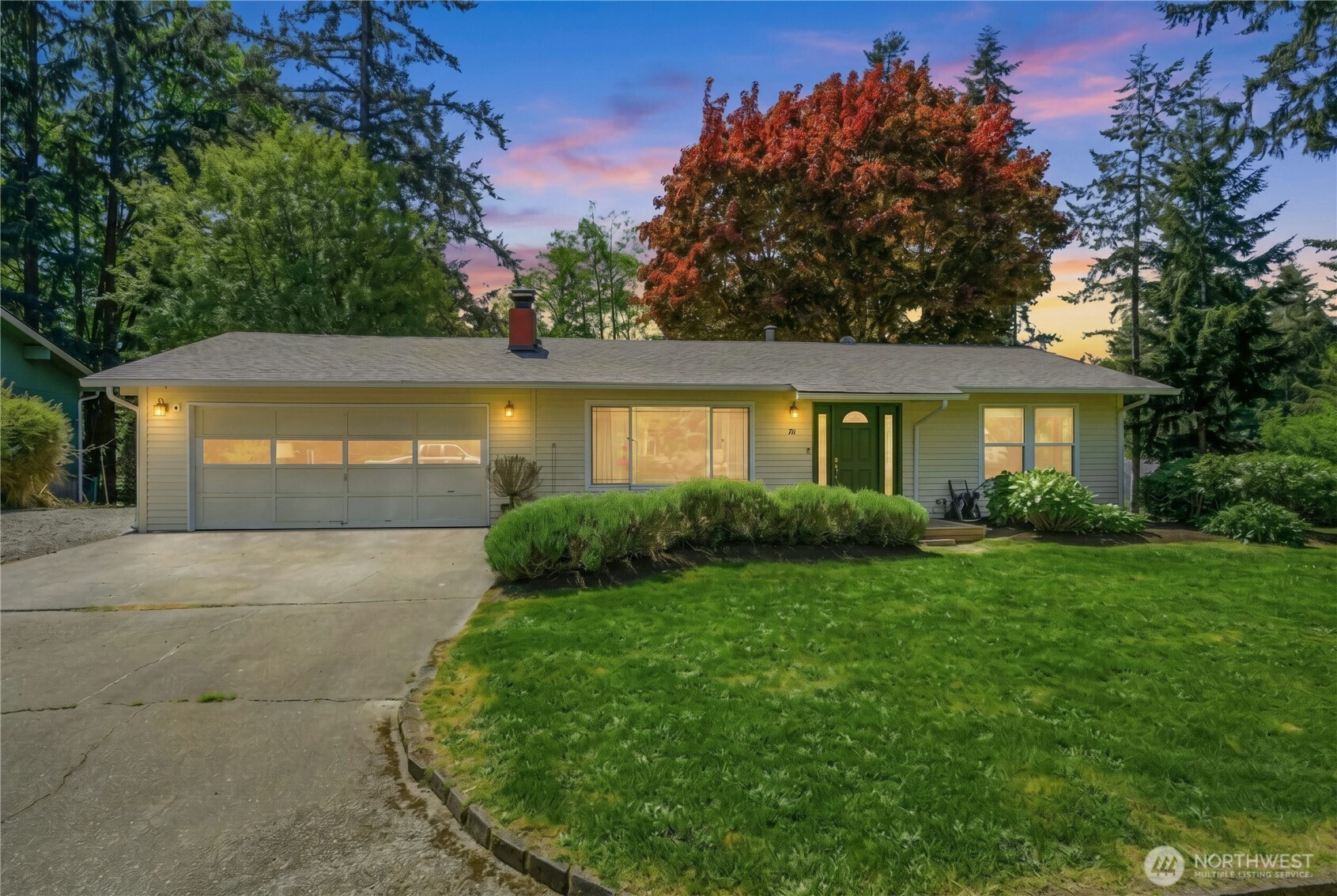 711 Eagle Cliff Rd NE Bainbridge Island WA 98110