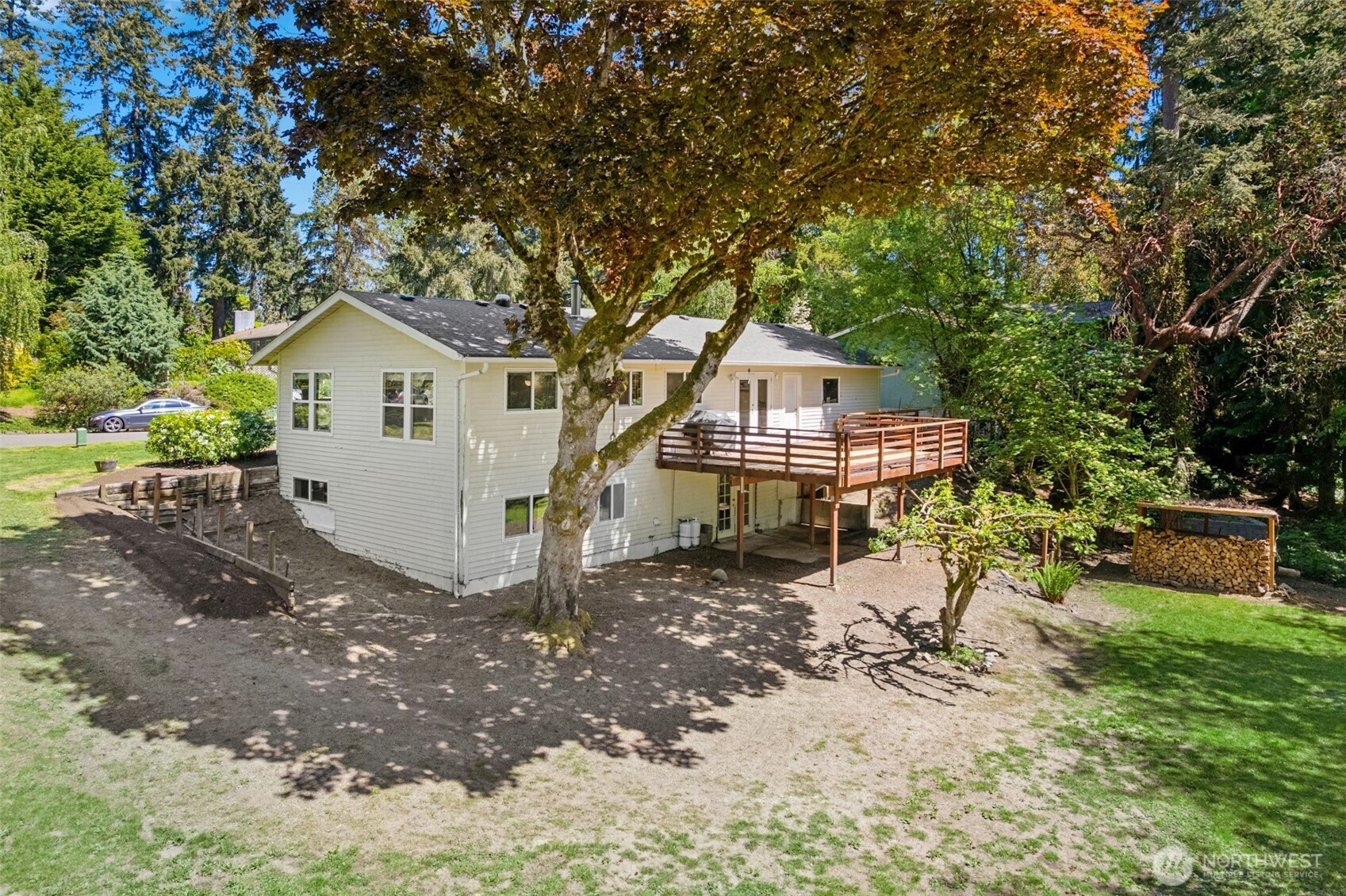 711 Eagle Cliff Rd NE Bainbridge Island WA 98110