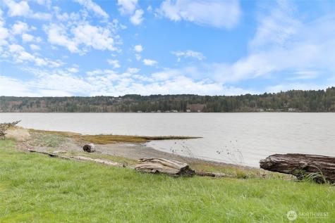 41 NE Barbara Lane Belfair WA 98528