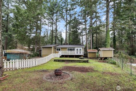 41 NE Barbara Lane Belfair WA 98528
