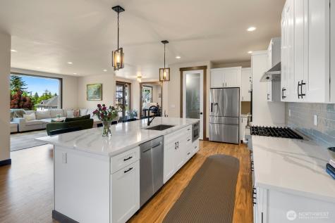 1048 Malvern Hills Drive Camano Island WA 98282