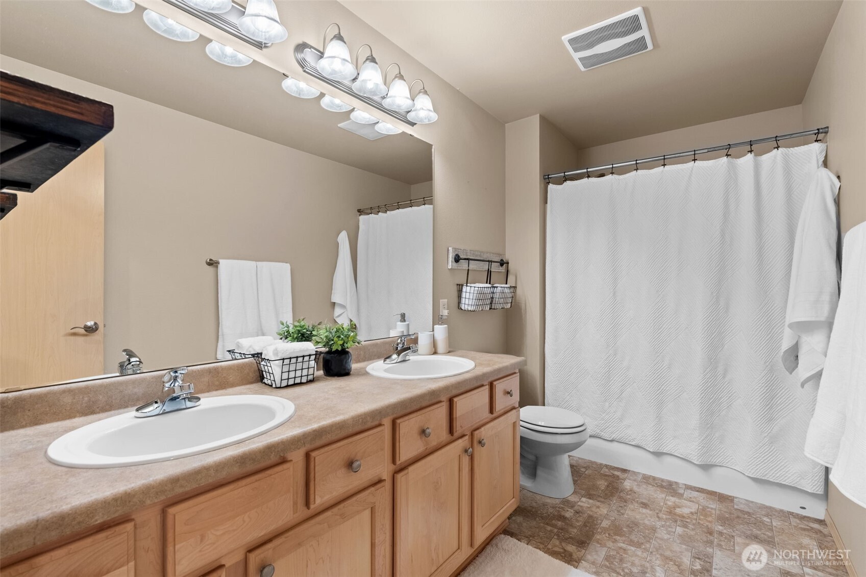 11215 Borgen Loop Gig Harbor WA 98332