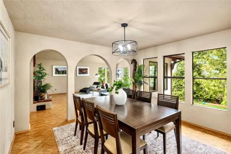 16409 NE 43rd Court Redmond WA 98052