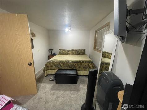 215 Dewberry E Omak WA 98841