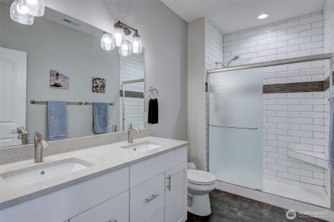 479 Sunny Brooke Lane Chelan WA 98816