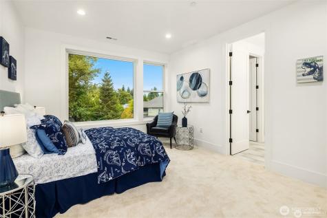 13698 NE 83rd Street Redmond WA 98052