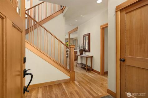 13223 NE Cambridge Crest Way Bainbridge Island WA 98110