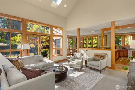 13223 NE Cambridge Crest Way Bainbridge Island WA 98110
