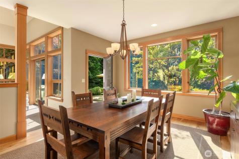 13223 NE Cambridge Crest Way Bainbridge Island WA 98110