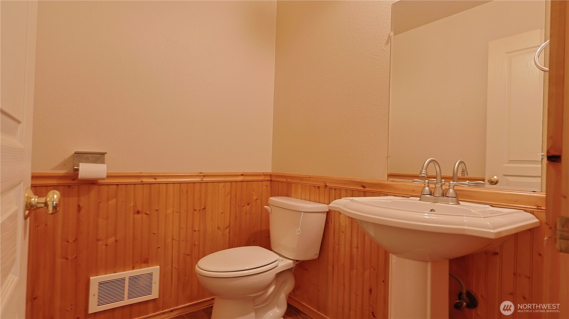 108 Bass Avenue NE Ocean Shores WA 98569
