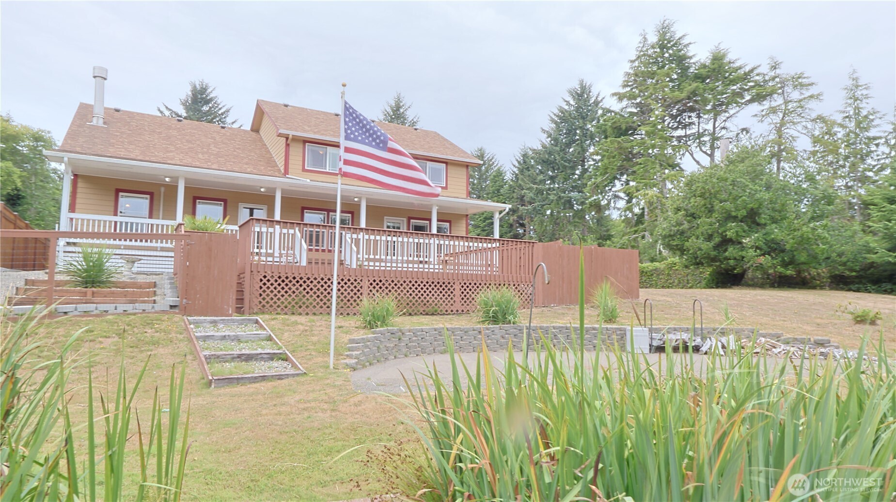 108 Bass Avenue NE Ocean Shores WA 98569