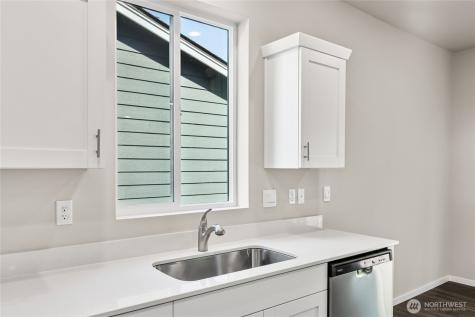 10828 188th Street E Puyallup WA 98374