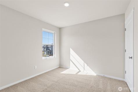 10828 188th Street E Puyallup WA 98374