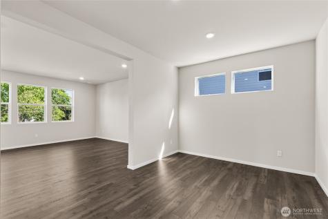 10828 188th Street E Puyallup WA 98374