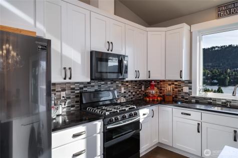 18180 Freedom Lane Mount Vernon WA 98274