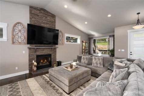 18180 Freedom Lane Mount Vernon WA 98274