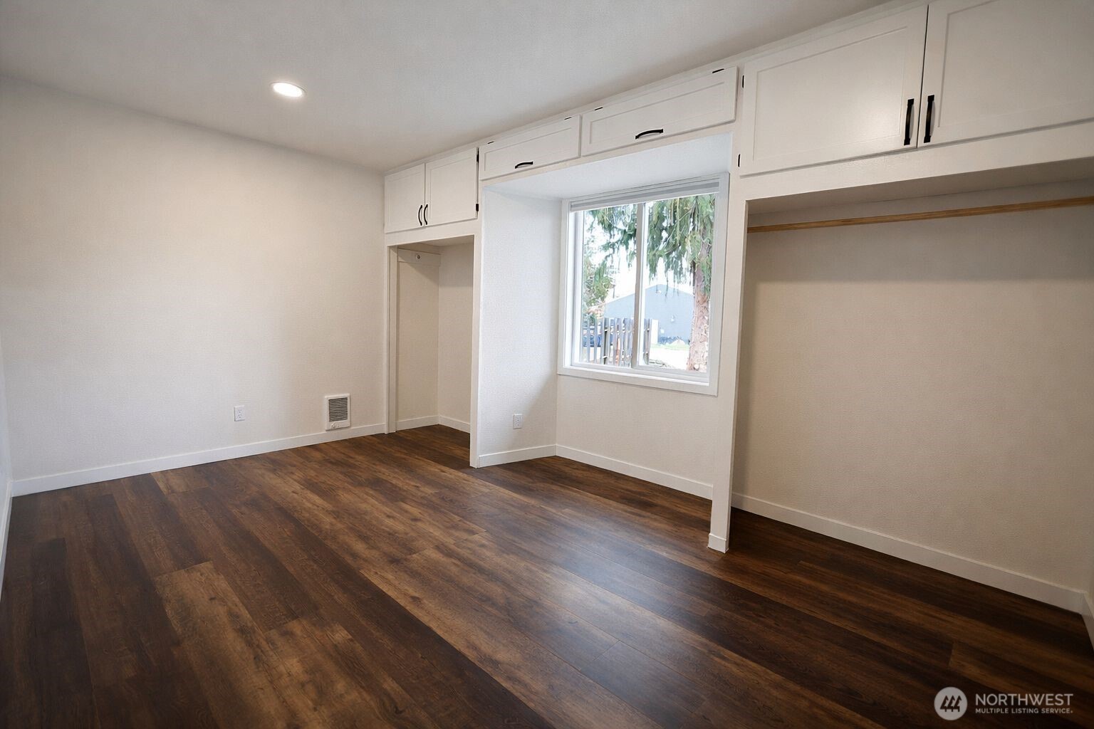 919 E Johnson Avenue Chelan WA 98816