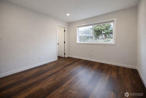 919 E Johnson Avenue Chelan WA 98816