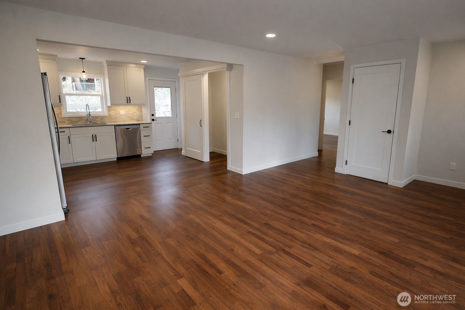 919 E Johnson Avenue Chelan WA 98816