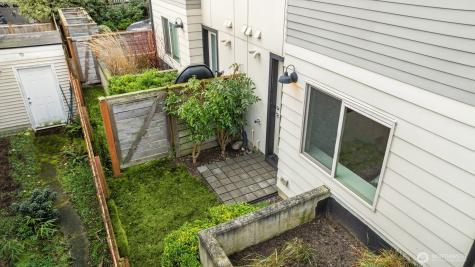 2605 NW 64th Street Seattle WA 98107