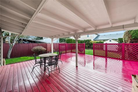 1100 7th Avenue SE Puyallup WA 98372