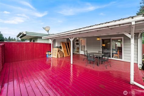 1100 7th Avenue SE Puyallup WA 98372