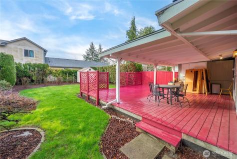 1100 7th Avenue SE Puyallup WA 98372