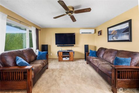 1100 7th Avenue SE Puyallup WA 98372
